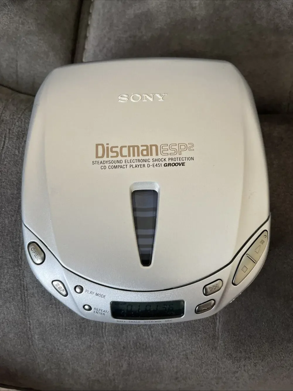 SONY Discman ESP2 Portable CD Player D-E451 - Tested